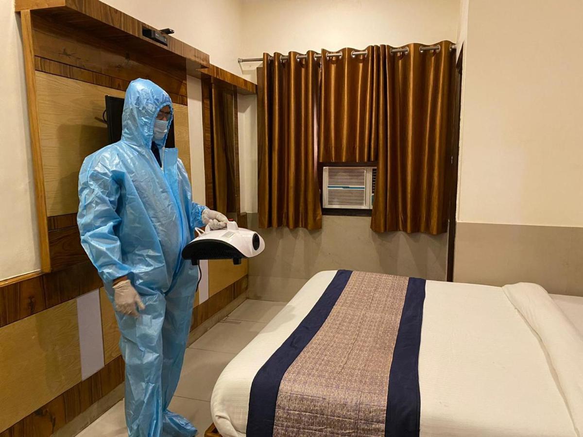 Hotel Glow Inn Paharganj-3 Mins Walk From New Delhi Railway Station Bagian luar foto
