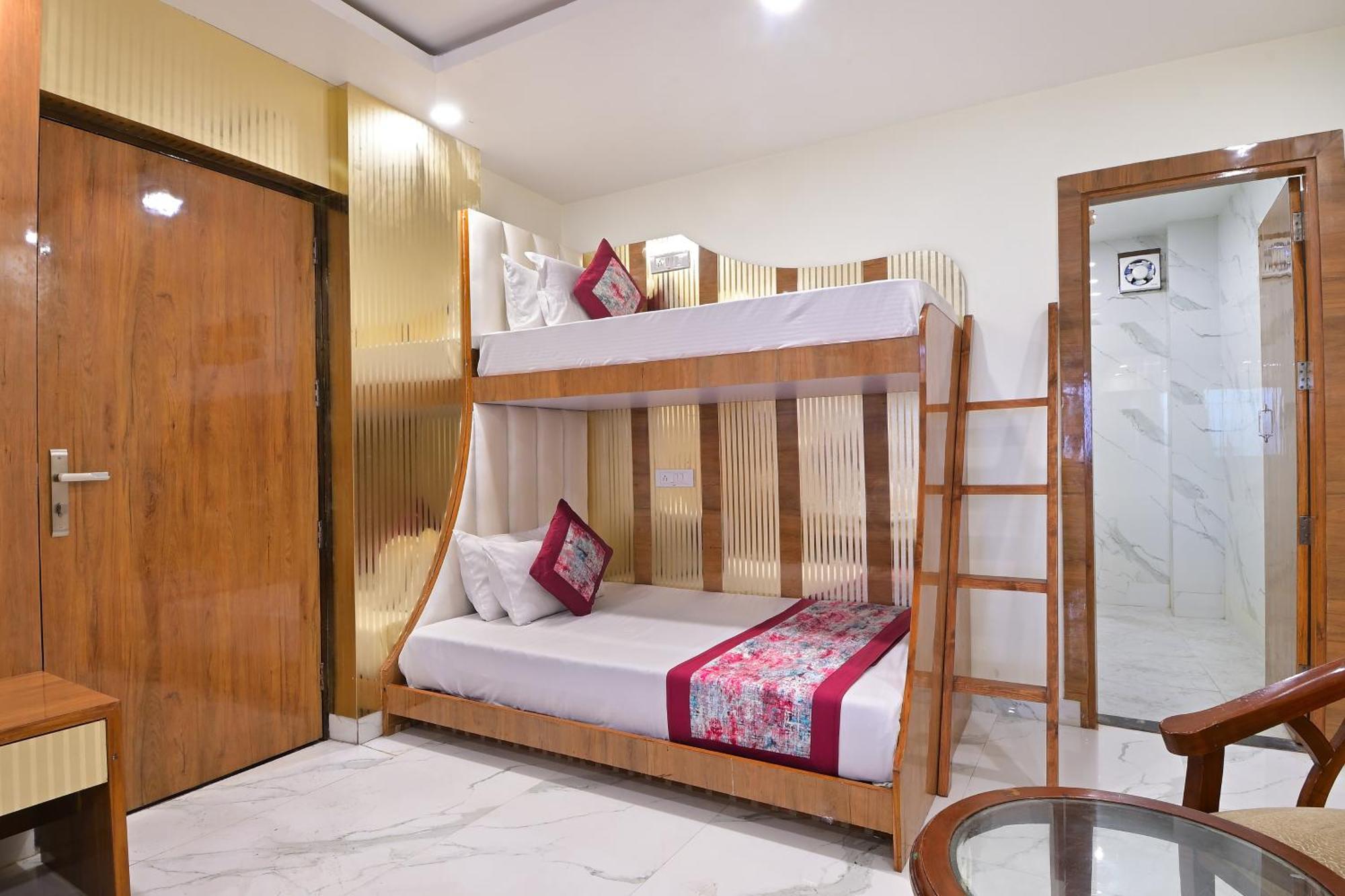 Hotel Glow Inn Paharganj-3 Mins Walk From New Delhi Railway Station Bagian luar foto