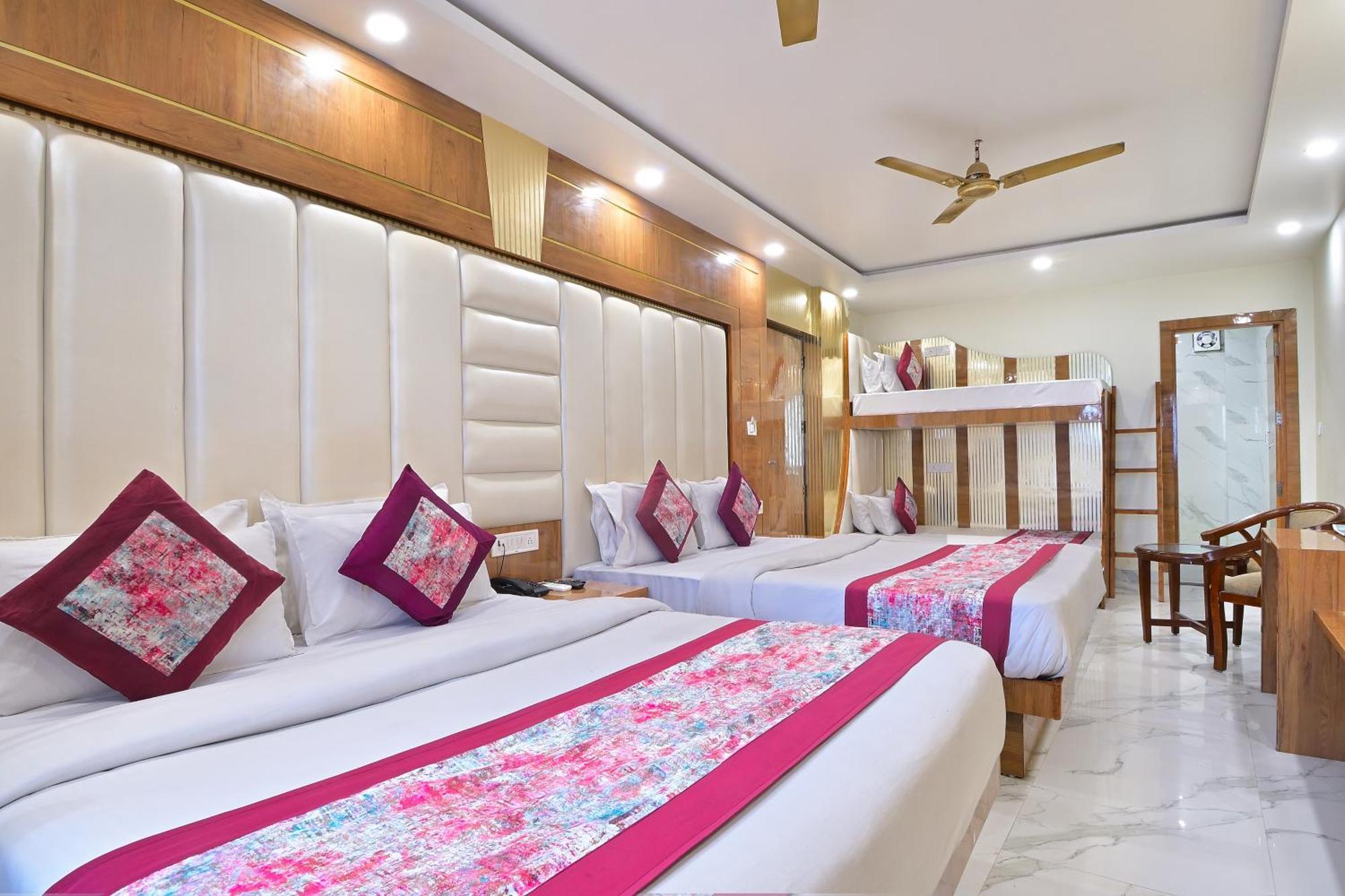 Hotel Glow Inn Paharganj-3 Mins Walk From New Delhi Railway Station Bagian luar foto