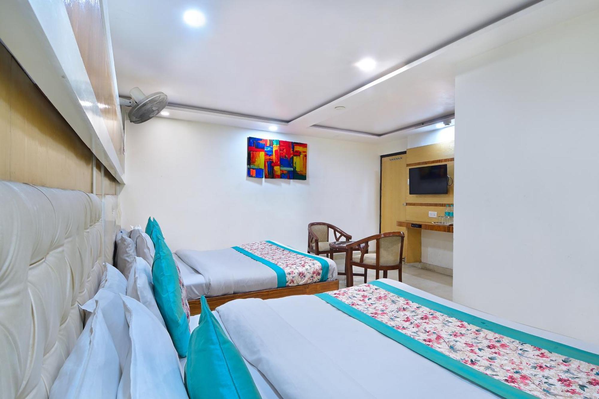 Hotel Glow Inn Paharganj-3 Mins Walk From New Delhi Railway Station Bagian luar foto