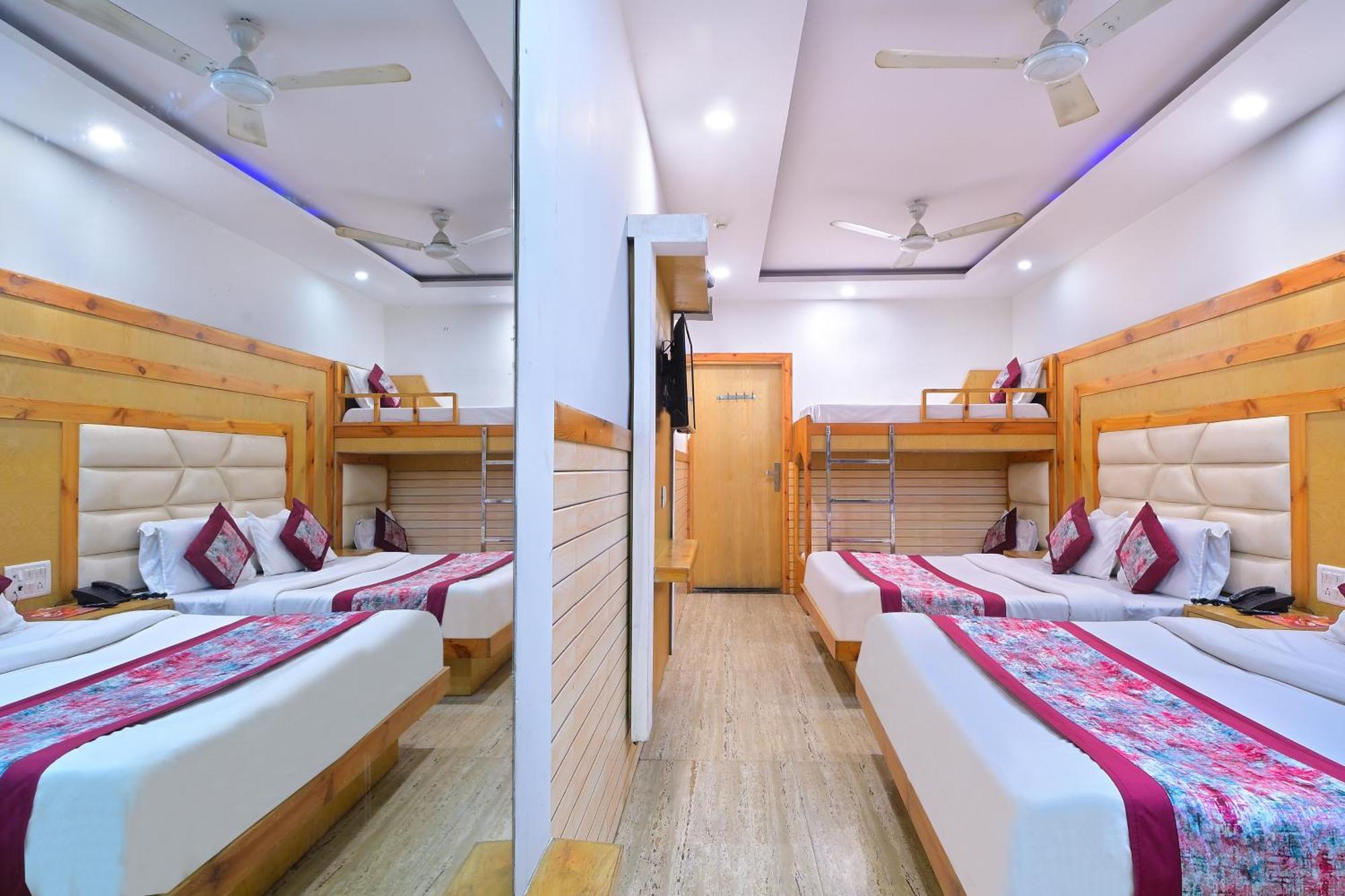 Hotel Glow Inn Paharganj-3 Mins Walk From New Delhi Railway Station Bagian luar foto