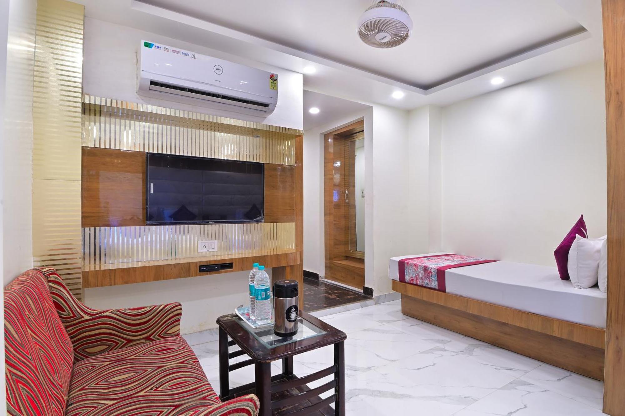 Hotel Glow Inn Paharganj-3 Mins Walk From New Delhi Railway Station Bagian luar foto