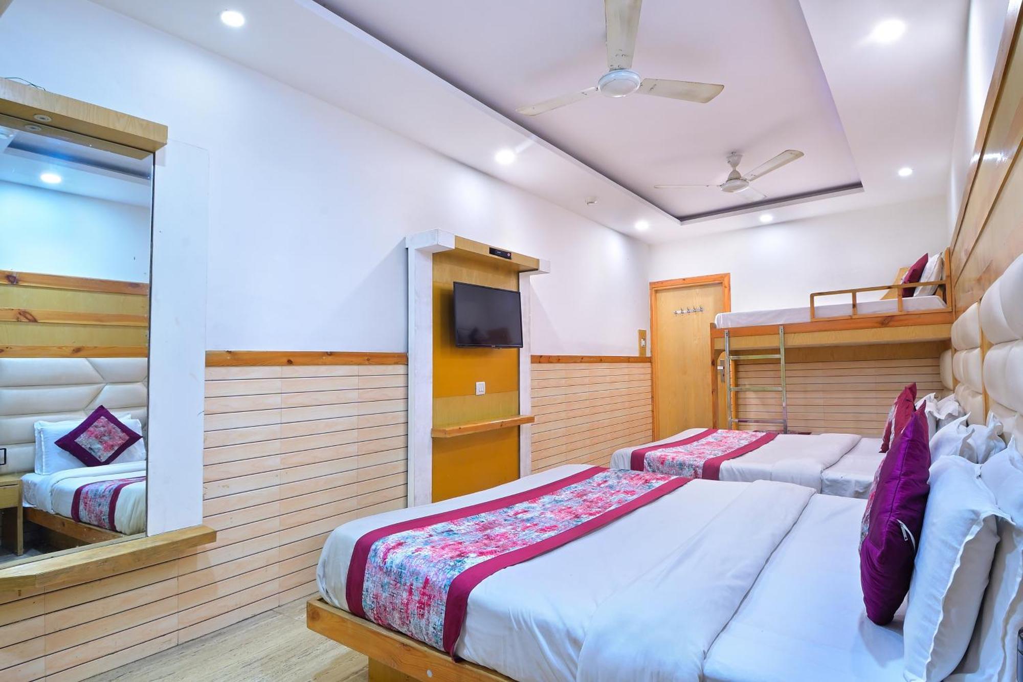 Hotel Glow Inn Paharganj-3 Mins Walk From New Delhi Railway Station Bagian luar foto
