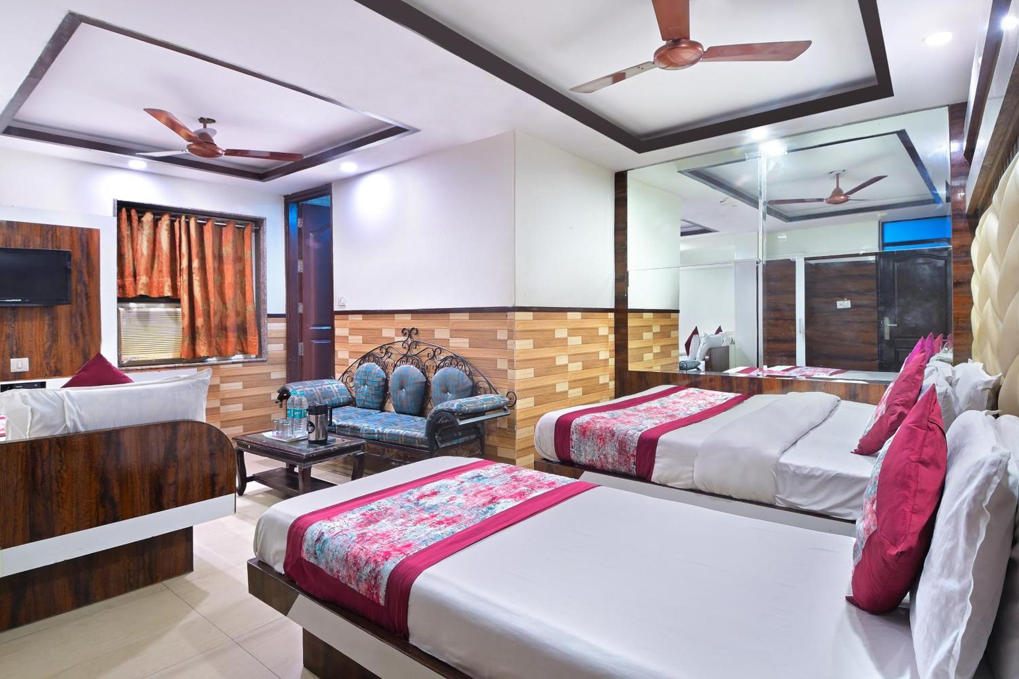 Hotel Glow Inn Paharganj-3 Mins Walk From New Delhi Railway Station Bagian luar foto
